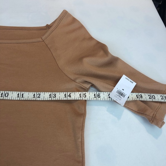 NWT Gap Modern T Carmel Tan - Picture 10 of 16